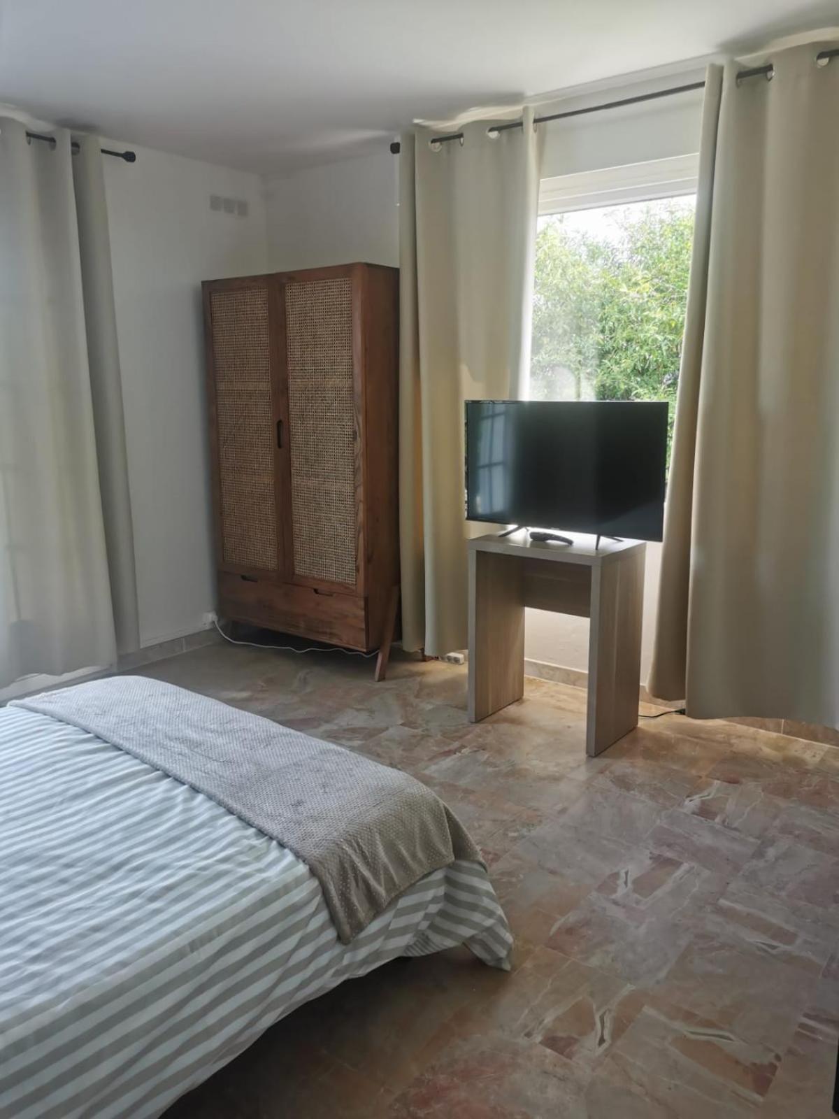 Apartment 2 , Disneyland - Parking Gratuit - Maison Des Platanes *